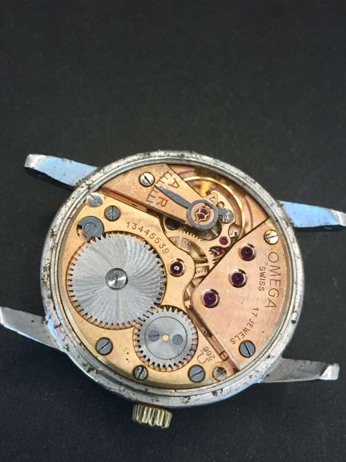 Omega Honeycomb Dial ref 2495-20