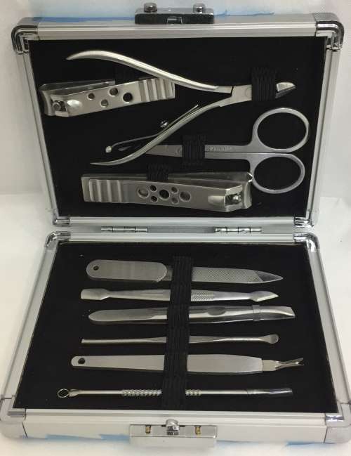 MANICURE SET (NEW ARRIVAL)