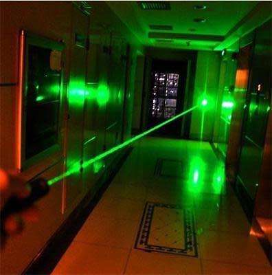 Powerful Green Laser Pointer Pen 5mw 532nm Green Laser+Battery+Charger