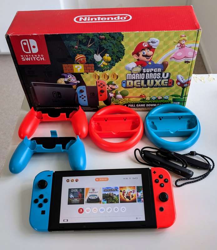 Nintendo Switch v1 & Accessories