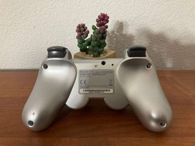 Sony Wireless DualShock 3 Controller - CECHZC2E - PlayStation 3 (PS3) - Silver