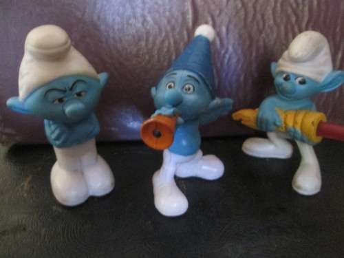 THREE SMURFS