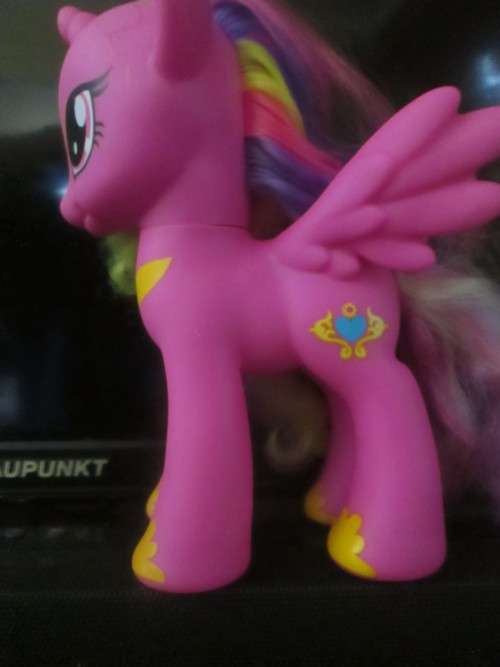 MY LITTLE PONY- PRINCESS CADENCE- 2015- INDIA- 8`