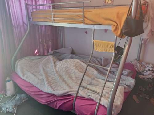 METALLIC TRI BUNK BED