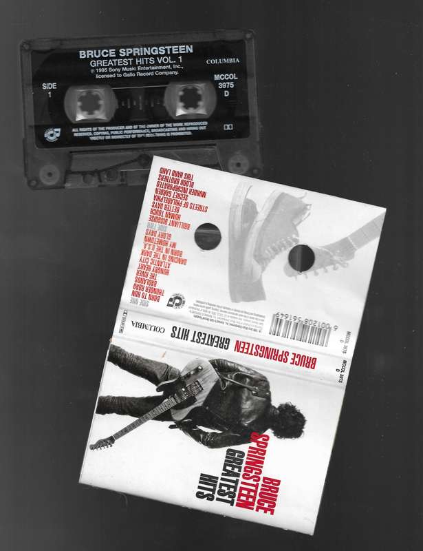 BRUCE SPRINGSTEEN- GREATEST HITS (CASSETTE TAPE)