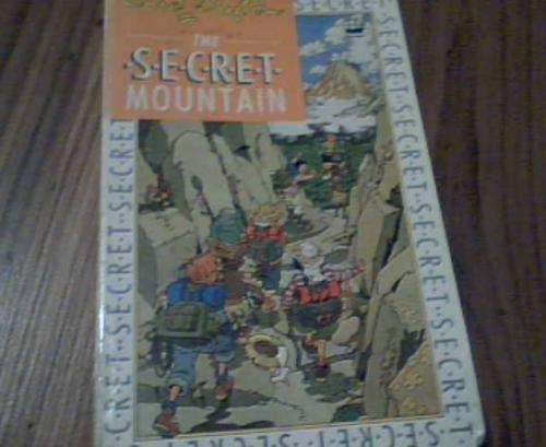 THE SECRET MOUNTAIN- ENID BLYTON