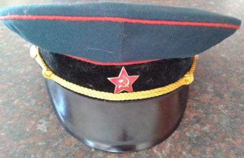 RUSSIAN SOLDIERS CAP - 1979