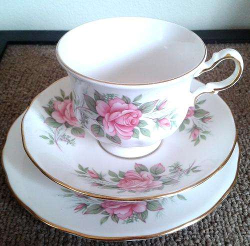 Queen Anne - Pink Rose - Lovely Trio Set