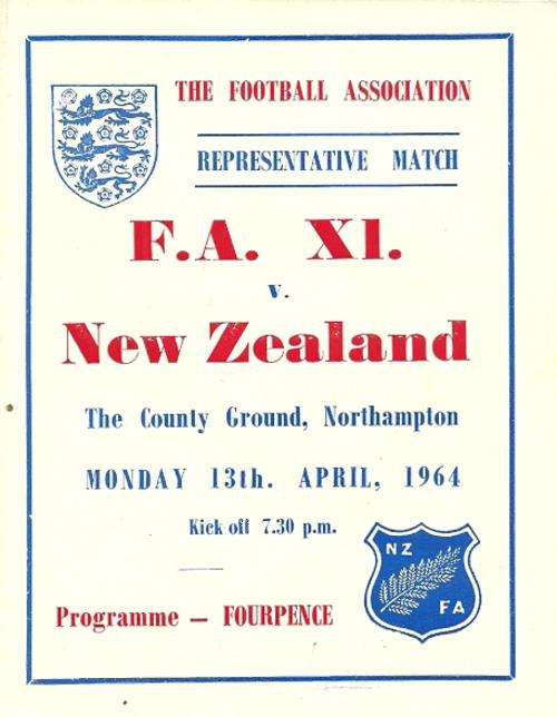 English FA XI v New Zealand 1964 Friendly International Programme ( Rare )