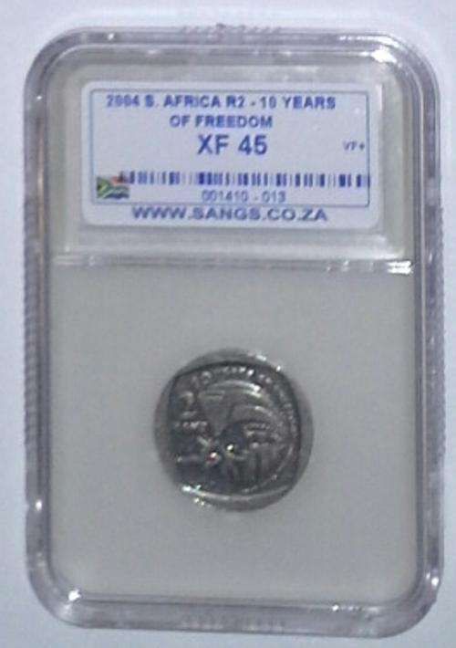 2004 South Africa 10 Years of Freedom R2 Coin SANGS Graded XF 45