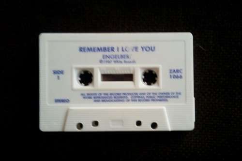 Engelbert Humperdinck - Remember- I Love You Cassette Tape