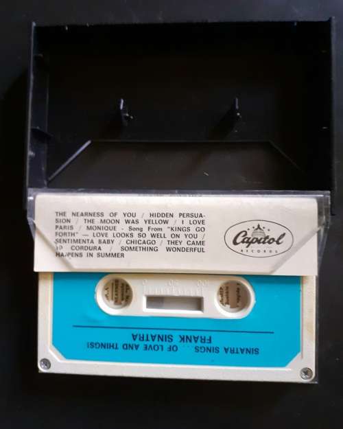 Frank Sinatra - Sinatra Sings of Love and Things Cassette Tape