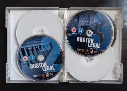 Boston Legal - Season 2 (7 DVD Set)