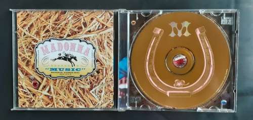 Madonna - Music (CD)