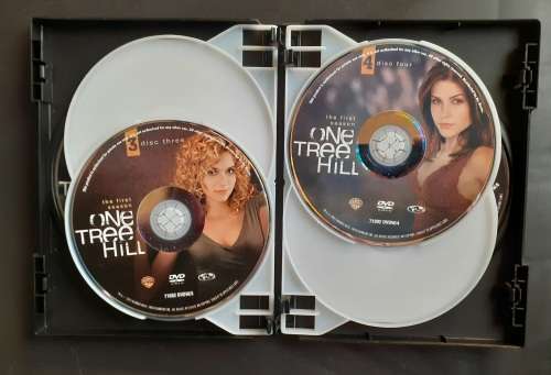 One Tree Hill Season 1 (6 DVD Set)