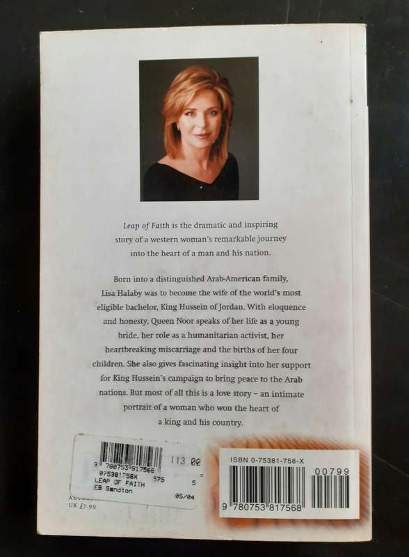 Queen Noor : Leap of Faith - Memoirs of an Unexpected Life