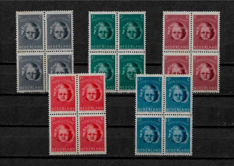 Netherlands - 1946 Princess Juliana Full Set of 5 Blocks of 4 Stamps MH