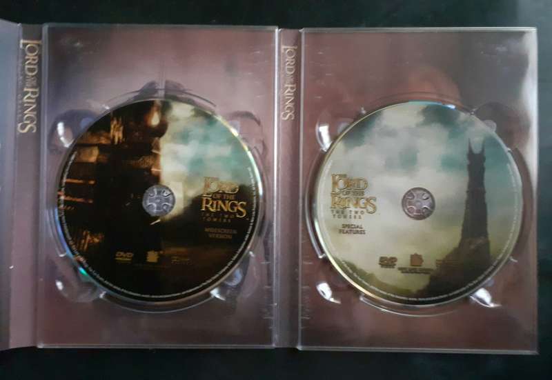 The Lord of The Rings - The Two Towers (2 DVD Set)