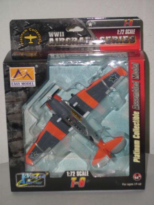 Easy Model South African Air force T-6 Aircraft Serial No. 7689 ( Limited Edition )