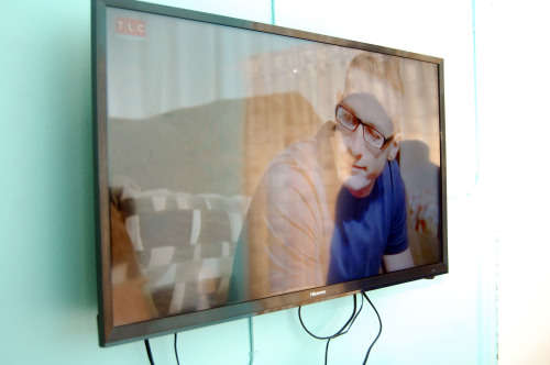 Hisense LED Flat TV 32 inch * HOT*