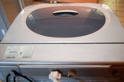 LG Fully automated washing machine (Top loader)