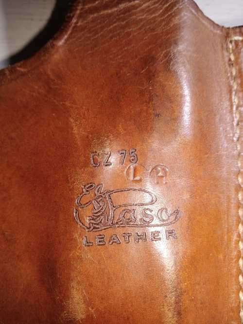 Handgun Holsters for FN Browning 9mm x4 as a lot