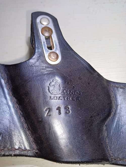 Handgun Holsters for FN Browning 9mm x4 as a lot