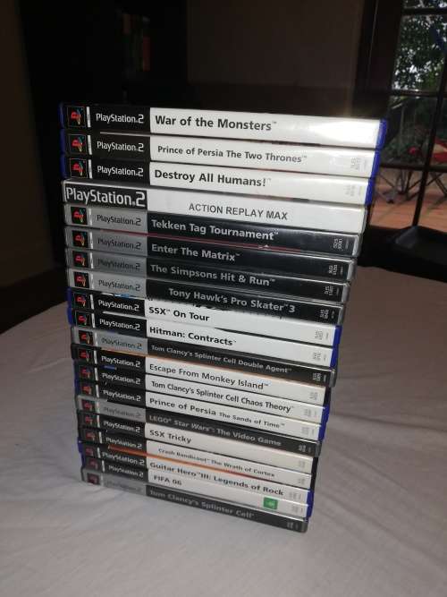 20 PS2 Games and PS2 Console