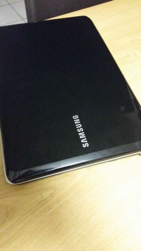 Samsung RV510 Laptop (Good condition, free shipment)