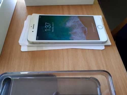 Apple iPhone 7 Plus 32 GB Silver (Good condition with box, charger & earpods + guarantee)