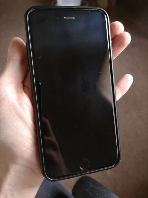 Apple iPhone 6S Plus 64 GB Space Grey (Very Good condition) + Leather Case (R1099)