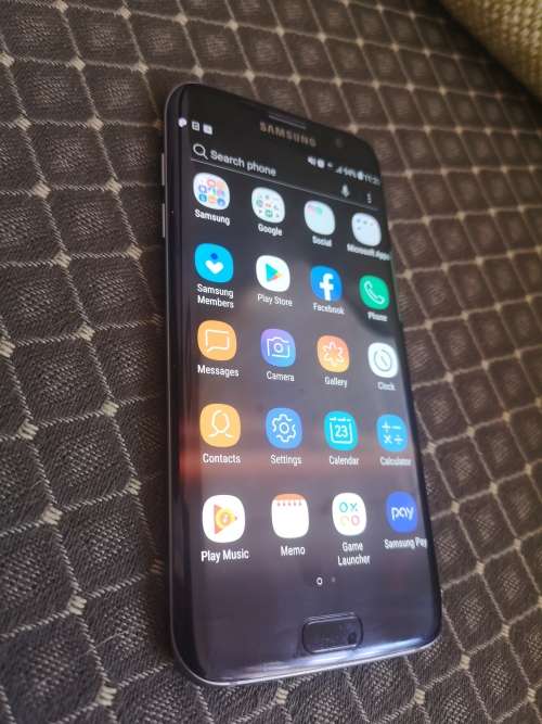 Samsung Galaxy S7 Edge 32 GB Black Onyx (Excellent condition)