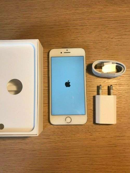 Apple iPhone 7 32 GB Silver (Excellent Condition)