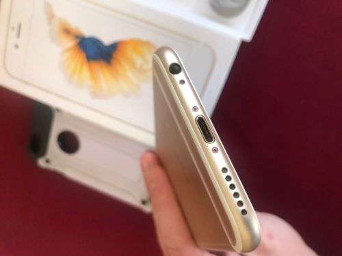 Apple iPhone 6S 64gb Gold 98% battery health (Like new with box and charging cable)