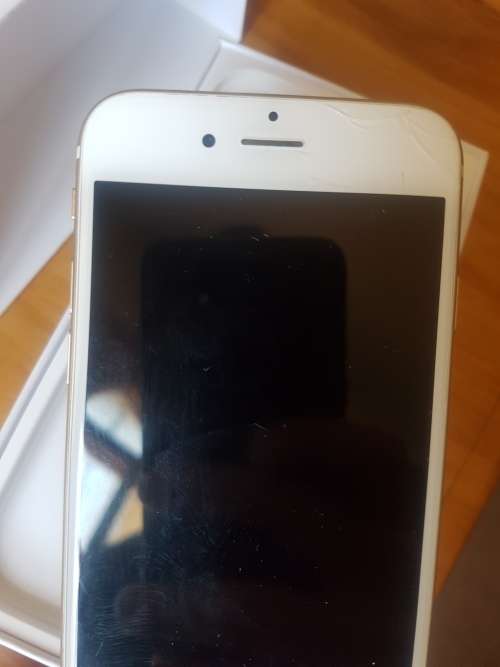 Apple iPhone 6S 16GB Gold (Good condition but small crack on top right - box + charging cable incl)