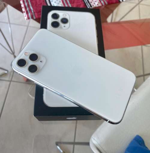 Apple iPhone 11 Pro 256GB Silver  (Good condition with box & charging cable  - 80% battery)