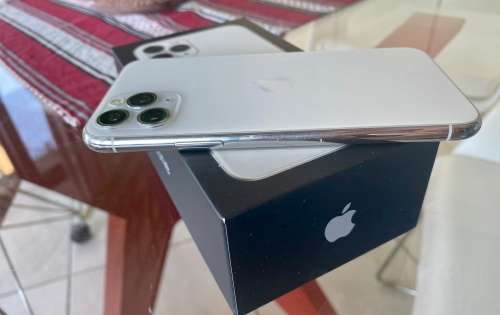 Apple iPhone 11 Pro 256GB Silver  (Good condition with box & charging cable  - 80% battery)