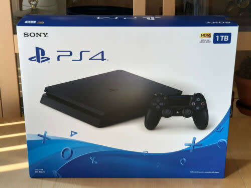 Sony PlayStation 4 PS4 1TB SLIMLINE with 1 controller & 1 game (very good condition)