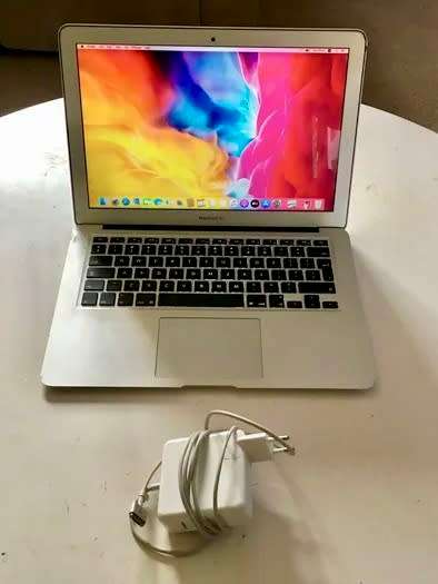 Apple MacBook Air 2013 Core-i5 (Good condition)