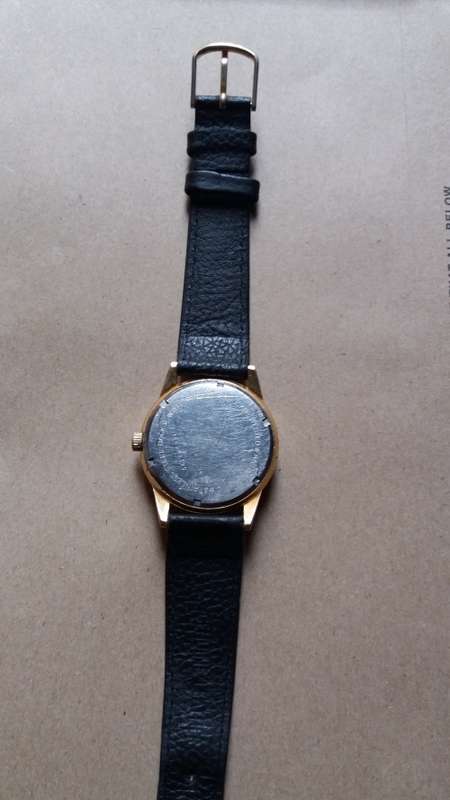 Nivada Discus, manual winding watch