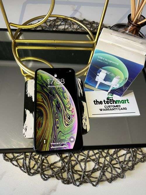 iPhone XS 64GB