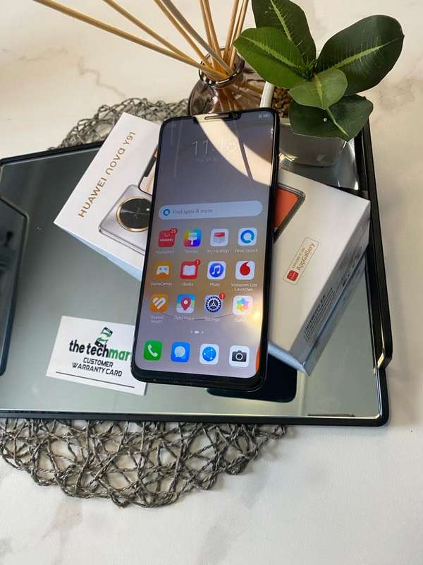 Huawei Nova Y91