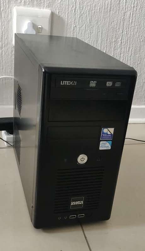 Gigabyte Desktop PC, 500GB HDD, Intel Dual Core, 4GB RAM, Windows 10 Pro.
