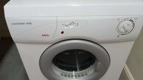 AEG LAVATHERM 1000 TUMBLE DRYER IN GOOD WORKING ORDER AND AS NEW