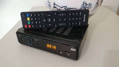 DSD300-HD MPEG4 FREE TO AIR SATELLITE RECEIVER