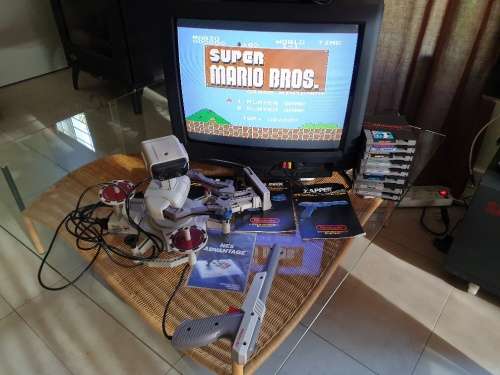 ORIGINAL 1985 NINTENDO NES ENTERTAINMENT SYSTEM