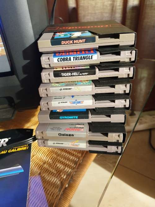 ORIGINAL 1985 NINTENDO NES ENTERTAINMENT SYSTEM