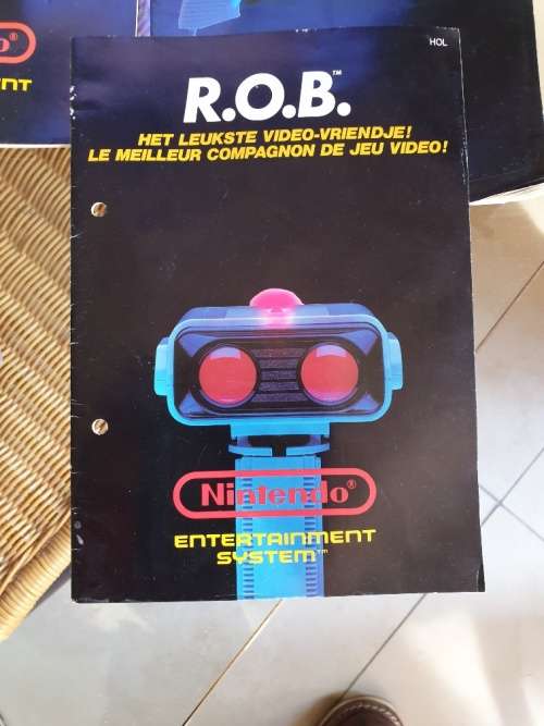 ORIGINAL 1985 NINTENDO NES ENTERTAINMENT SYSTEM