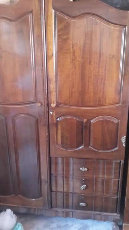 Gents and Ladies Wardrobes Ball & Claw