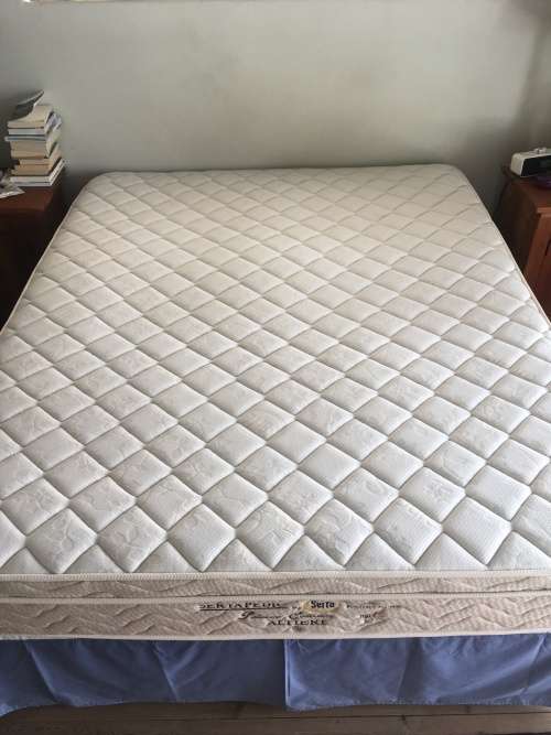 Queen Size Serta Altieri Mattress and Base
